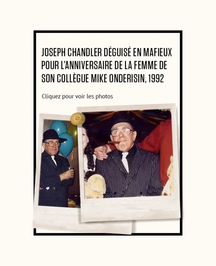 Joseph Chandler déguisé en mafieux